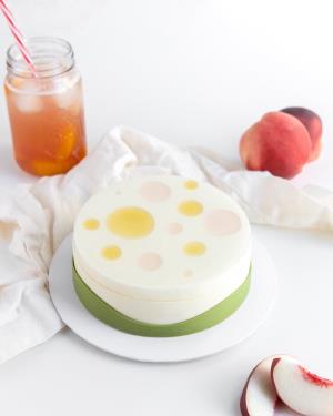 Dragon Momoko - 6 inch Whole Cake