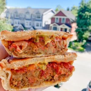 Cheezburger Pie - 8” [4-6 pcs]