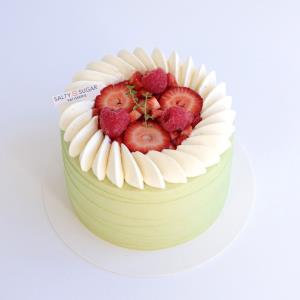 Matcha Strawberry - 6 inch Whole Cake