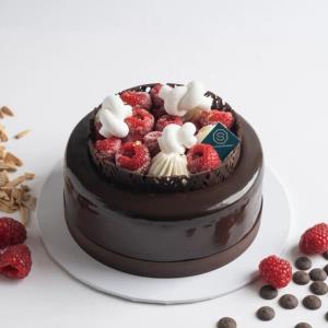 Berry ChocoNutty - 6 inch Whole Cake