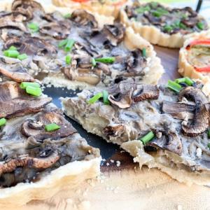 Mushroom & Onion Quiche - 11" Full [10-12 slices]